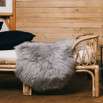 Saueskinn | Lang lugg | 90x60 cm Beige