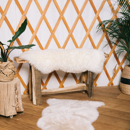 Saueskinn | Lang lugg | 100x60 cm Hvit