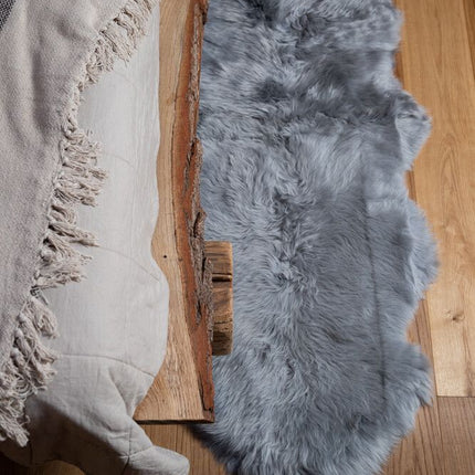 Saueskinn | Lang ull | New Zealand | 160x60 cm Lys Grå